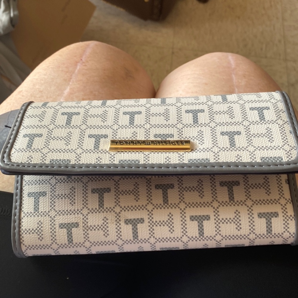 Wallet NWT Hilfinger